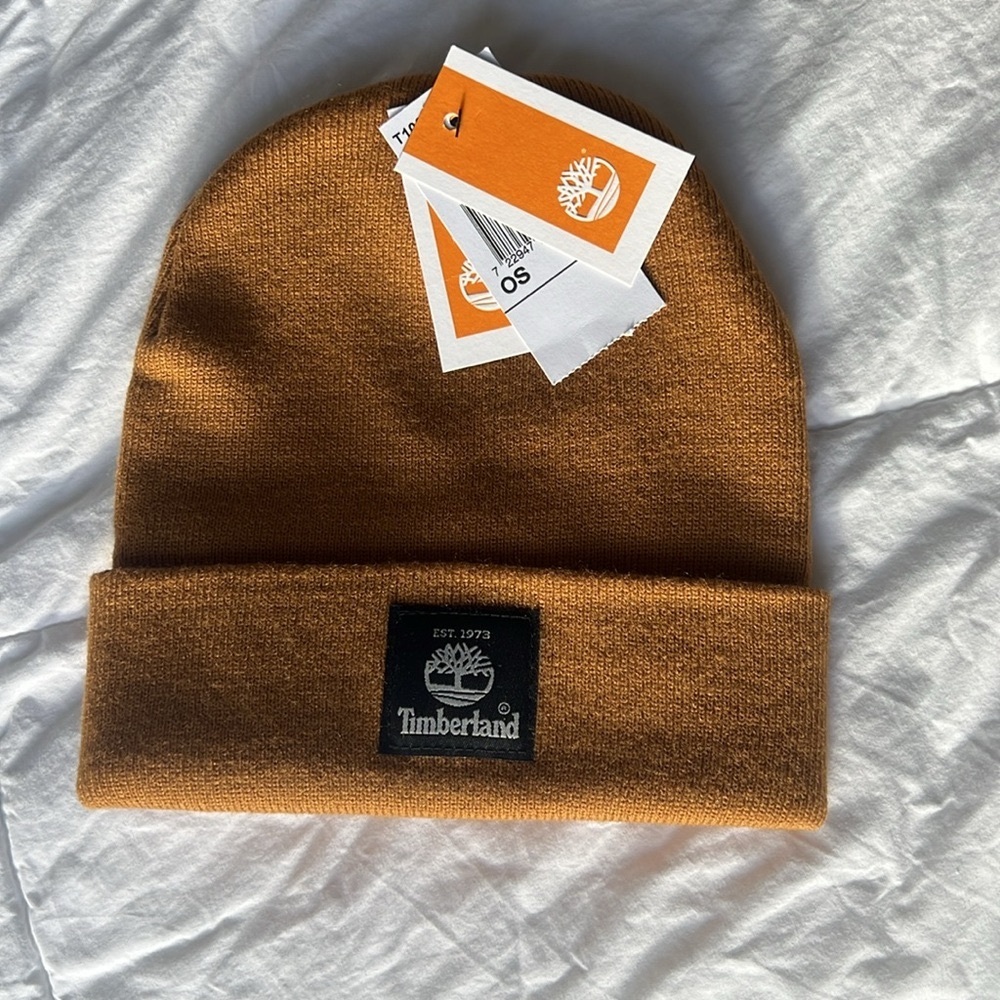 Timberland hat NEVER WORN WITH TAGS